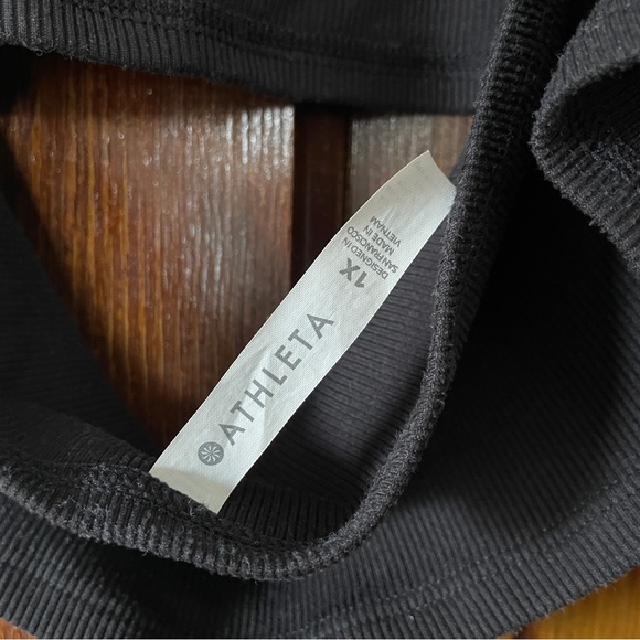 Athleta black ribbed crop tank powervita karma twist back cami women’s 1X - Picture 4 of 5